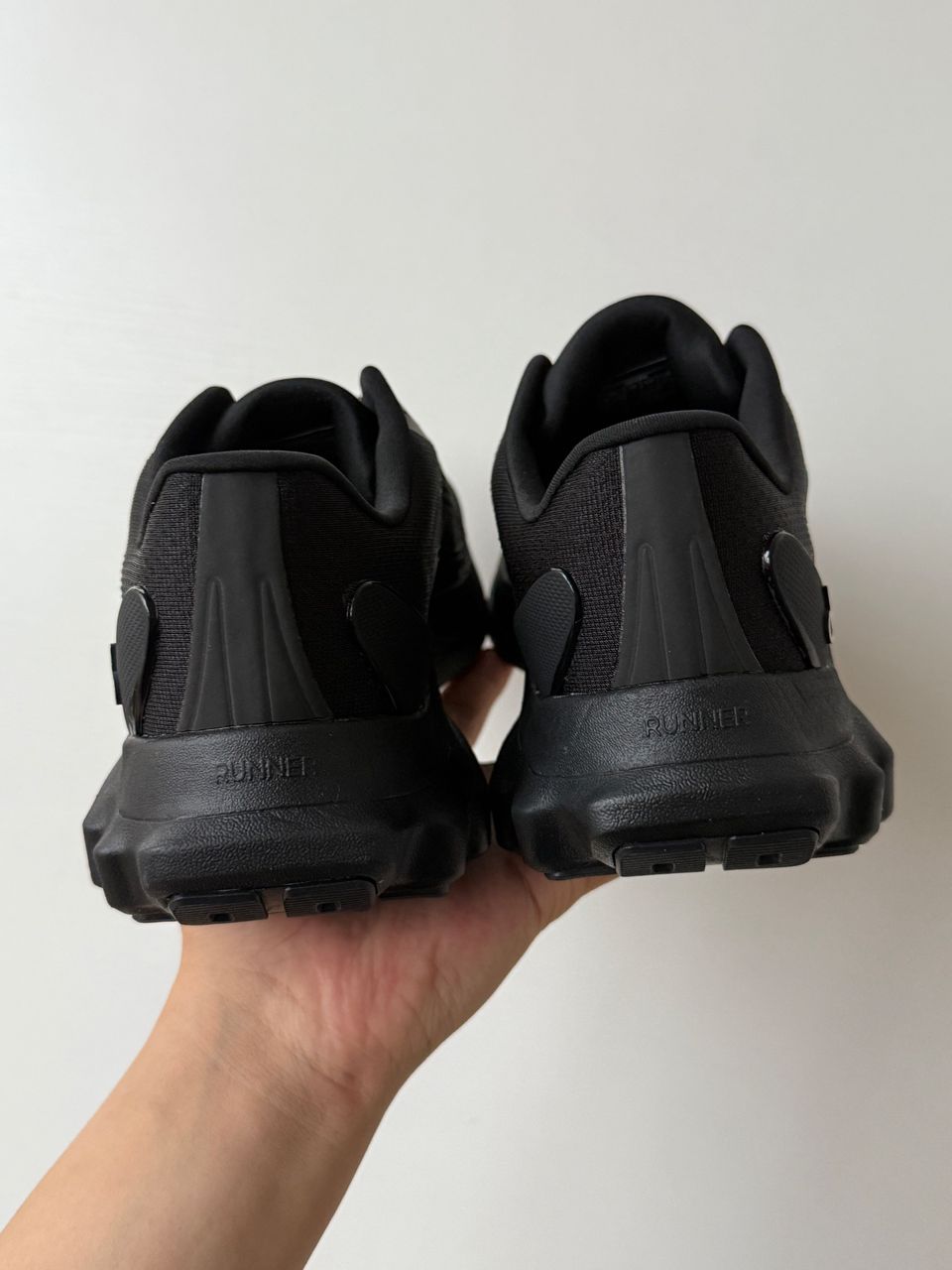 Alo schoenen Zwart