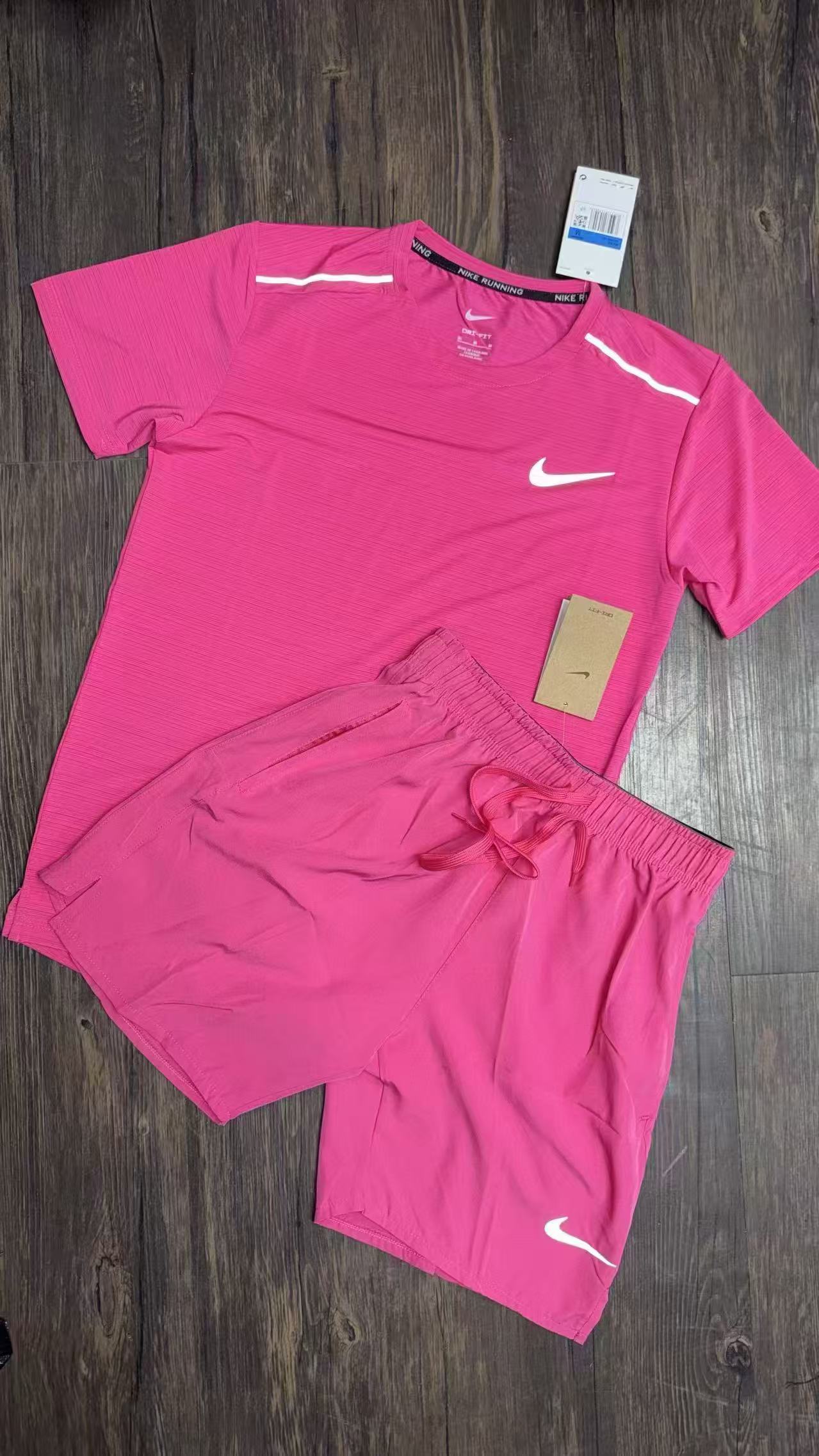 Nike korte setjes
